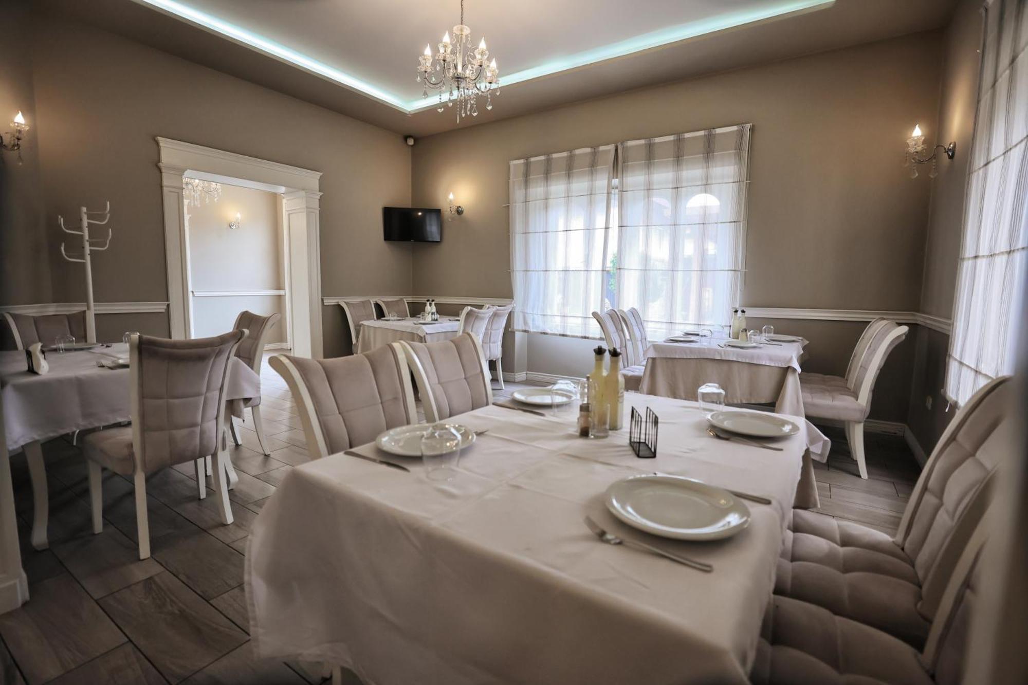 Vila Casablanca - Boutique Hotel & Restaurant Shkodër 외부 사진