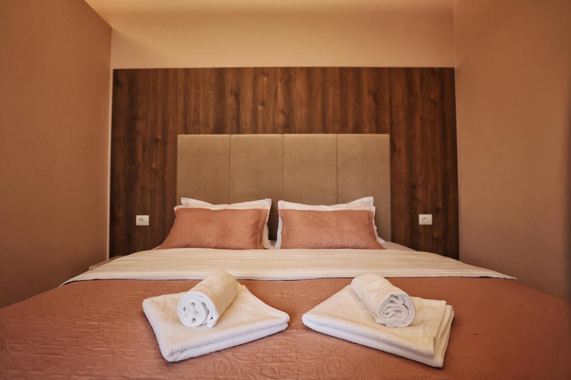 Vila Casablanca - Boutique Hotel & Restaurant Shkodër 외부 사진