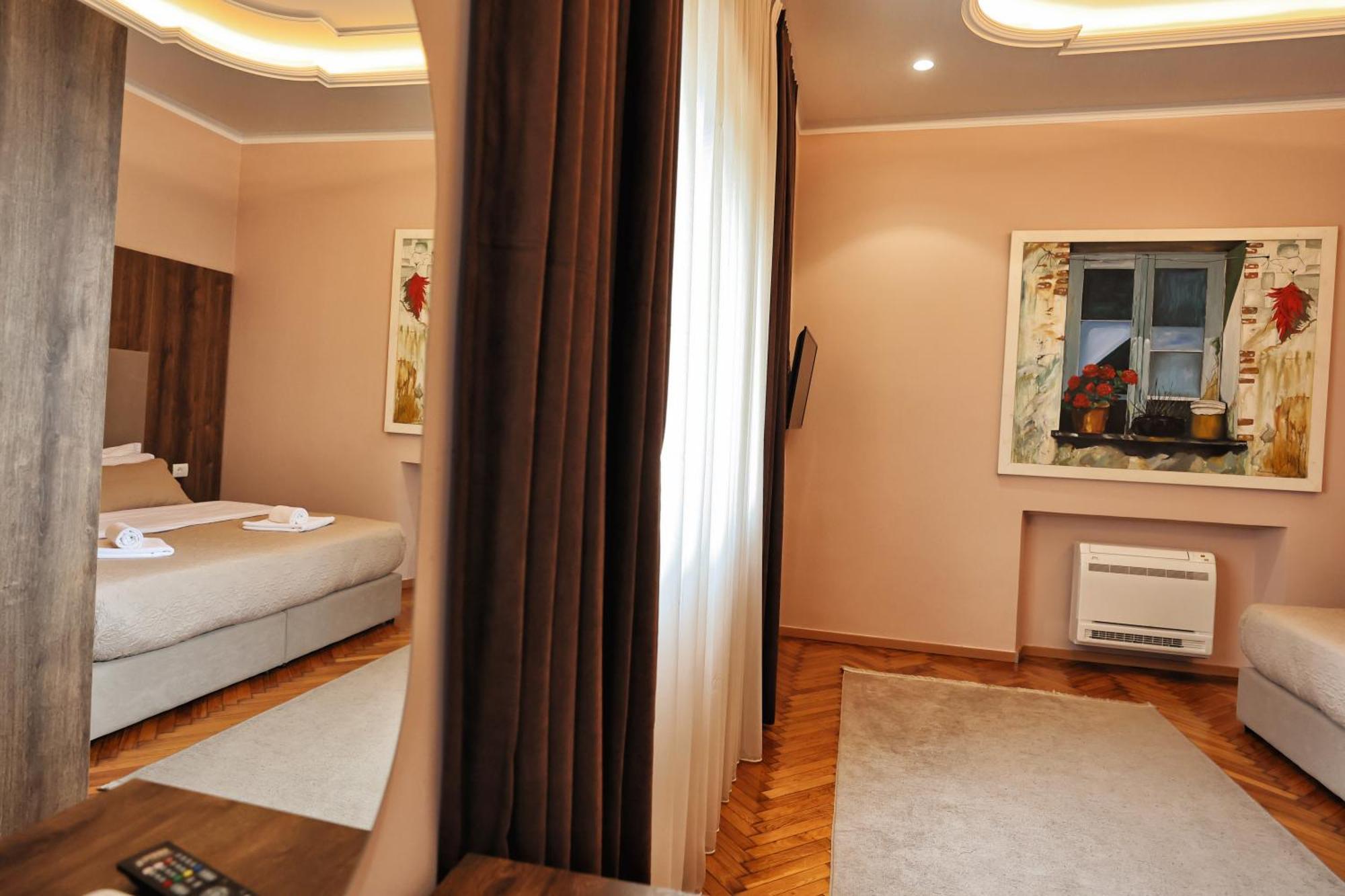 Vila Casablanca - Boutique Hotel & Restaurant Shkodër 외부 사진